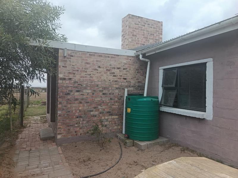 2 Bedroom Property for Sale in Albertinia Western Cape